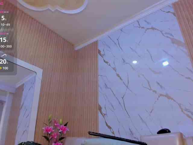 SussyBlom webcam