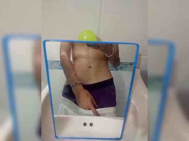 Demnboy Live Webcam on BongaCams