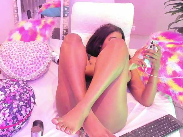 KendraChavezz1's BongaCams show and profile