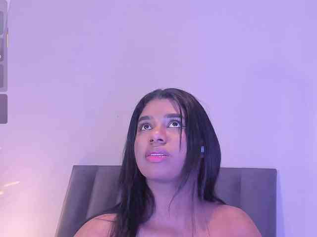 KendraChavezz1 KendraChavezz1