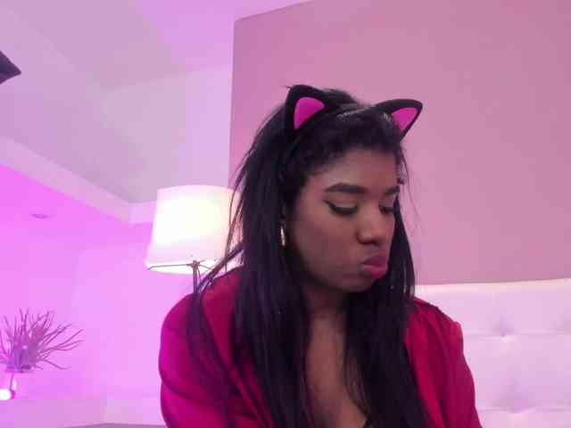 KendraChavezz1 webcam