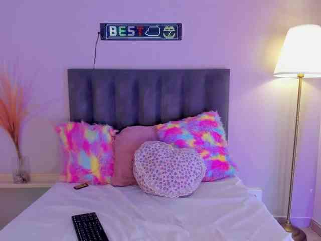 KendraChavezz1 webcam