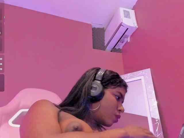 KendraChavezz1 webcam