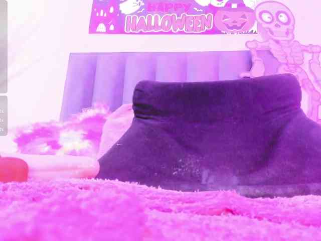 KendraChavezz1 webcam