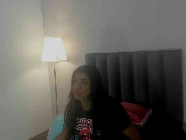 KendraChavezz1 KendraChavezz1