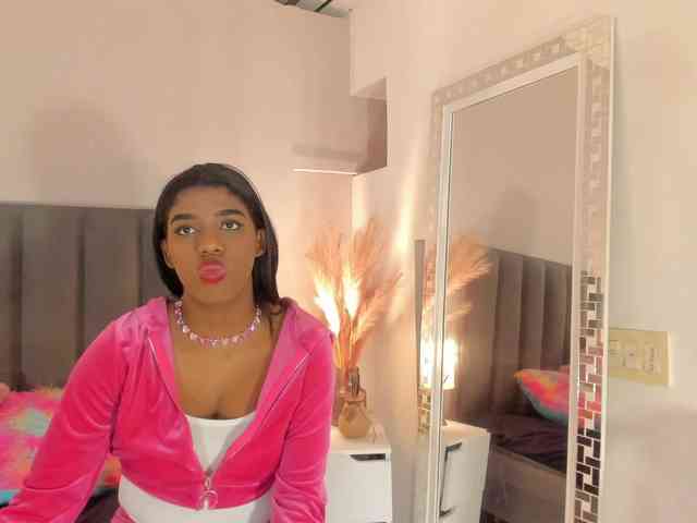 KendraChavezz1 webcam