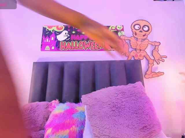 KendraChavezz1 webcam