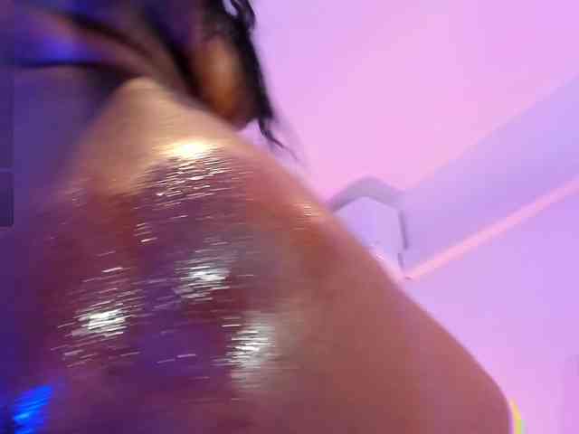 KendraChavezz1 webcam