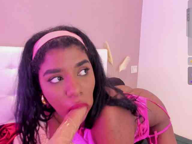 KendraChavezz1 webcam