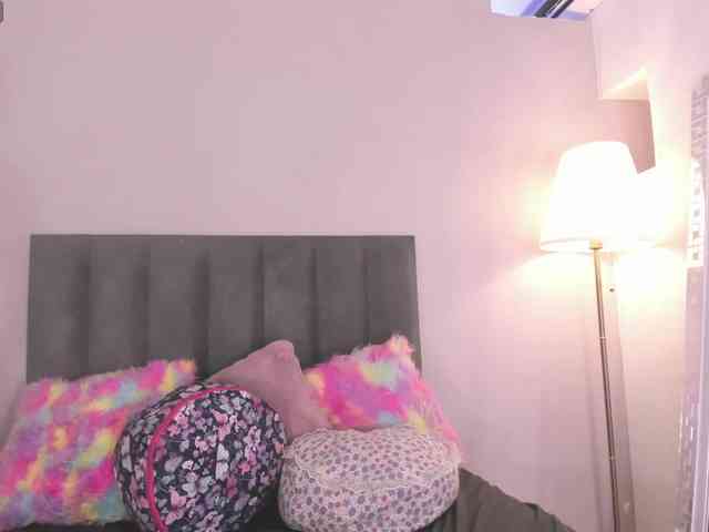 KendraChavezz1 webcam