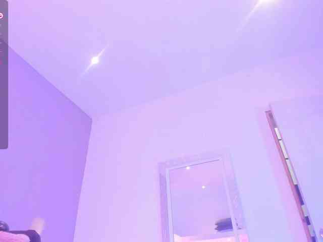 KendraChavezz1 webcam