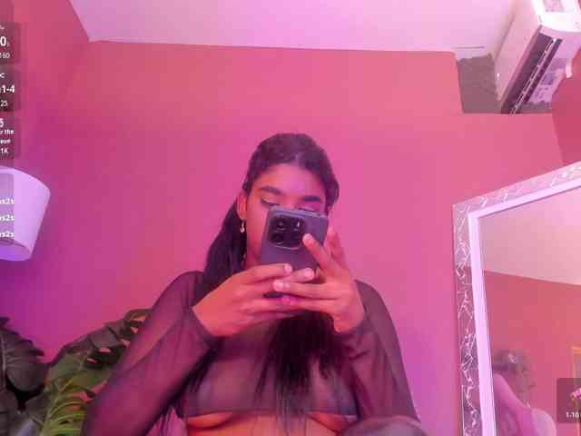 KendraChavezz1 webcam
