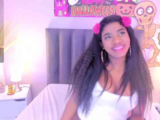 KendraChavezz1 webcam