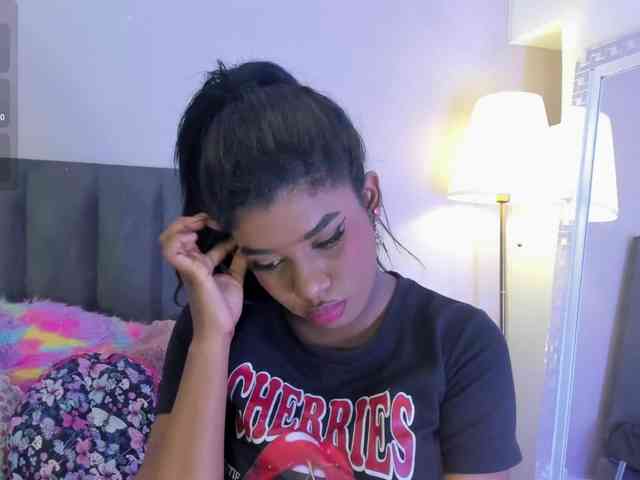 KendraChavezz1 webcam