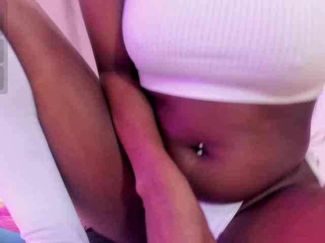 KendraChavezz1 webcam
