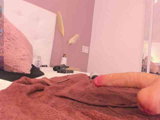 KendraChavezz1 webcam