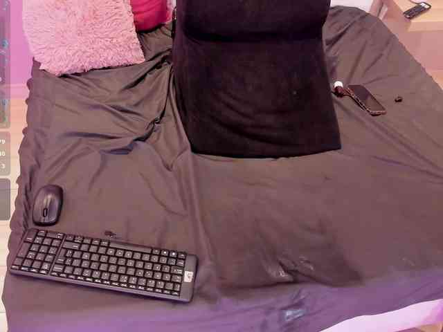 KendraChavezz1 webcam