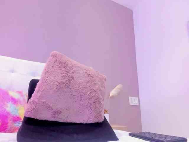 KendraChavezz1 webcam