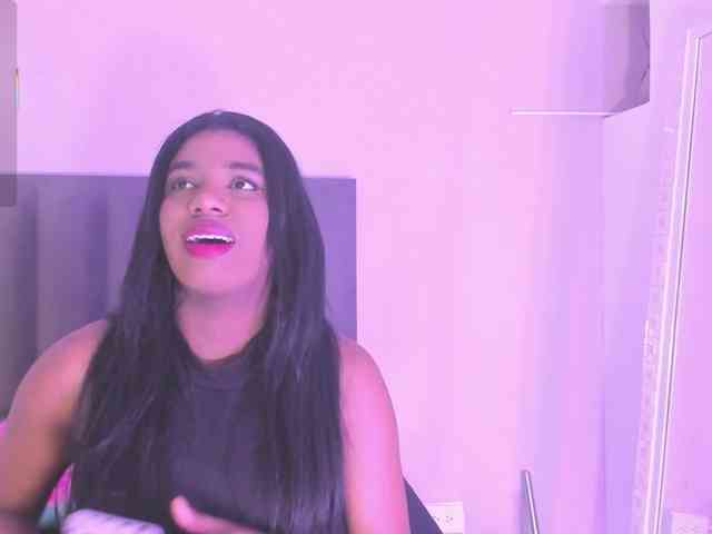 KendraChavezz1 KendraChavezz1