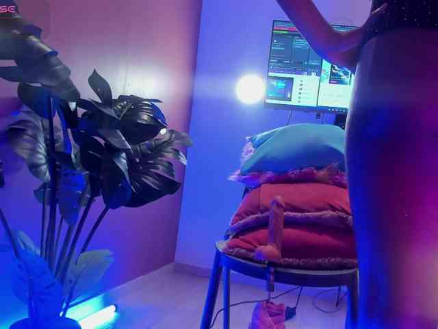 KendraChavezz1 webcam