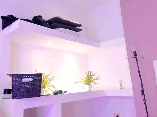 KendraChavezz1 Live Webcam on BongaCams