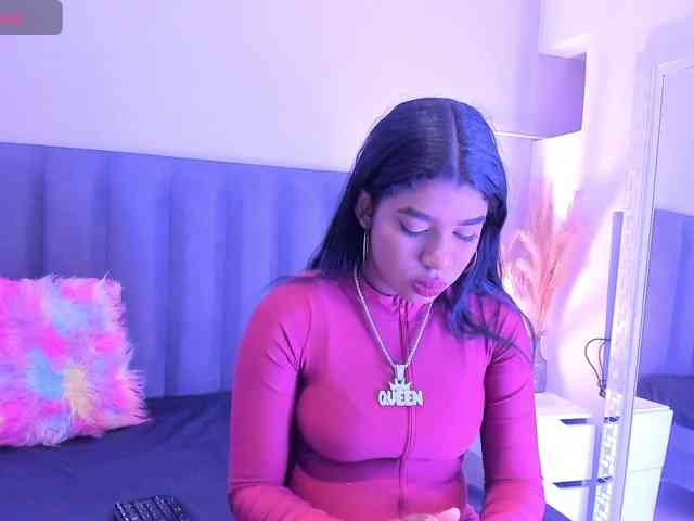 KendraChavezz1 webcam