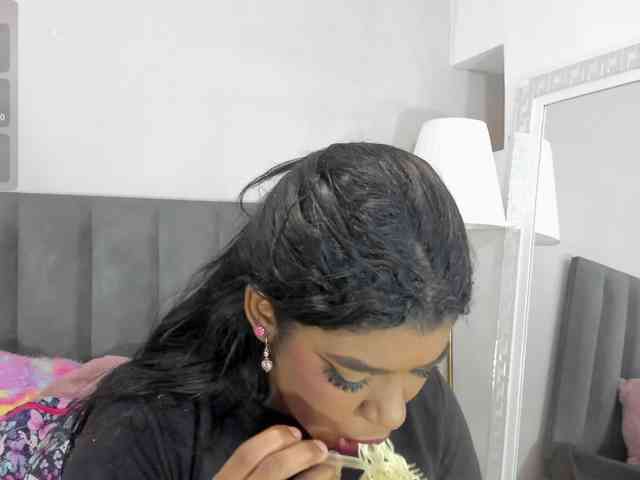 KendraChavezz1 webcam