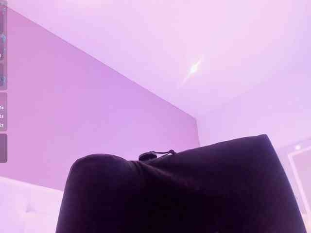 KendraChavezz1 webcam
