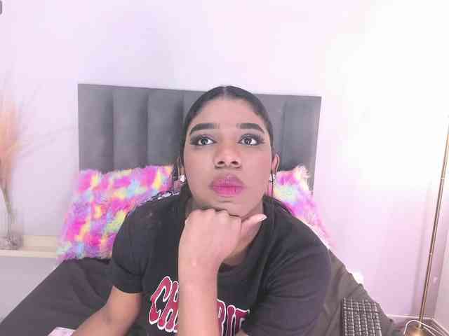 KendraChavezz1 webcam