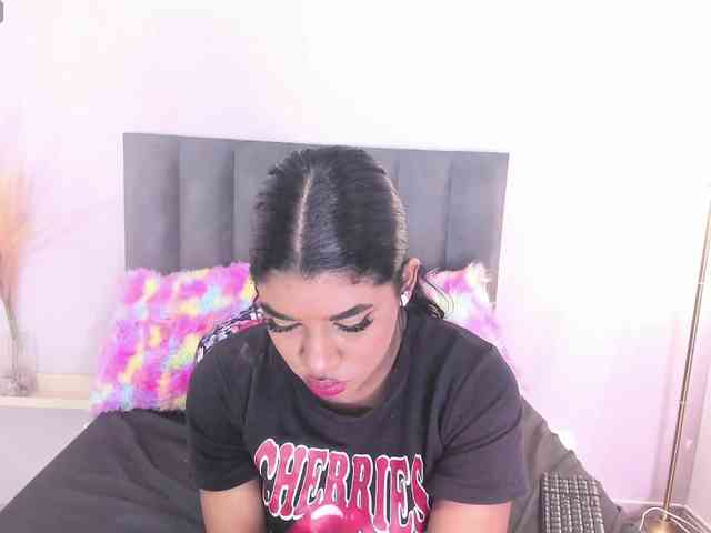 KendraChavezz1 webcam