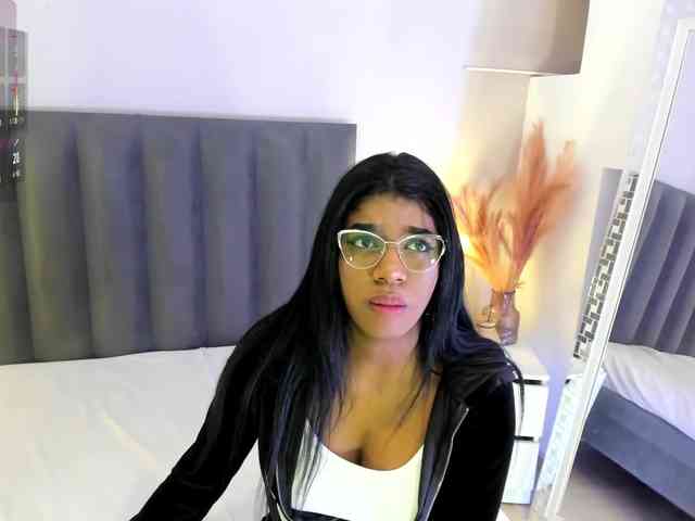 KendraChavezz1 KendraChavezz1