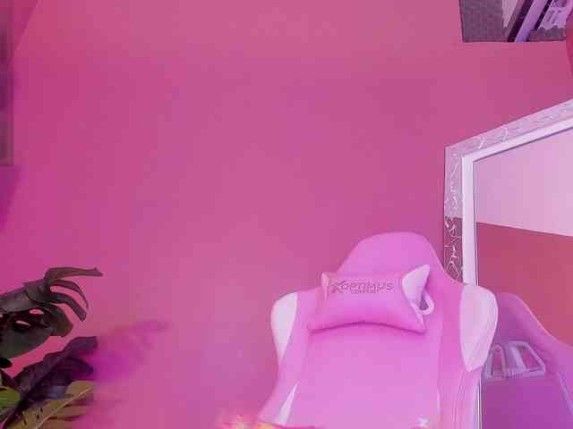 KendraChavezz1 webcam