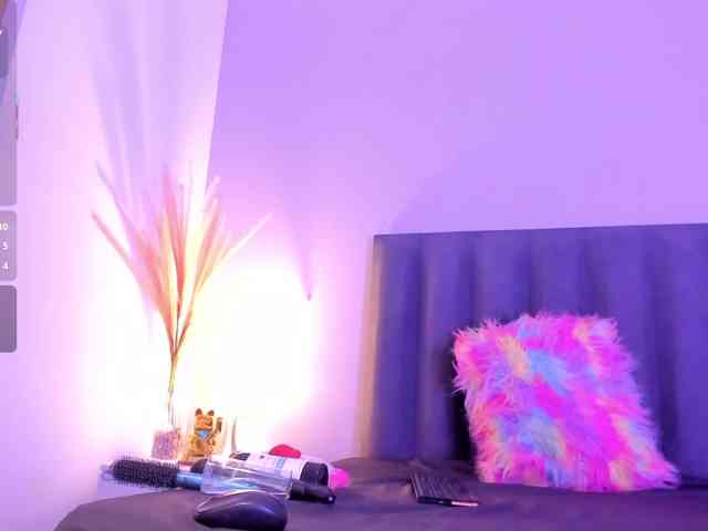 KendraChavezz1 webcam