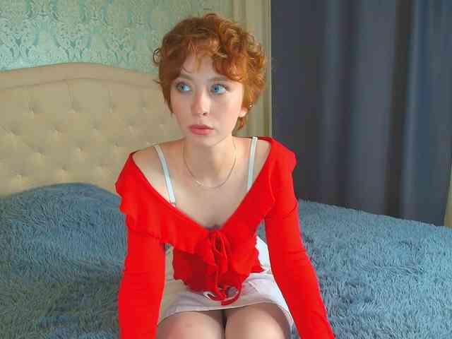 Nikol-Amour webcam