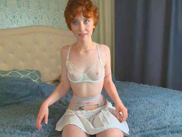 Nikol-Amour webcam