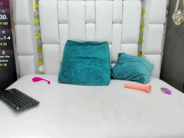 Scarleth-Evans webcam