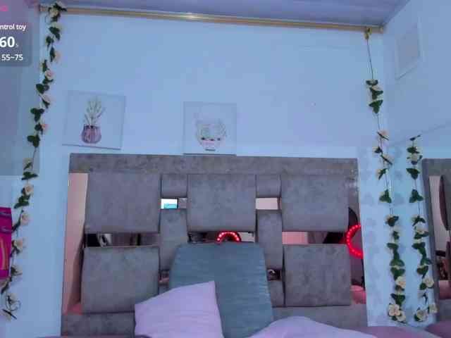 Scarleth-Evans webcam