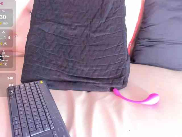 Scarleth-Evans webcam