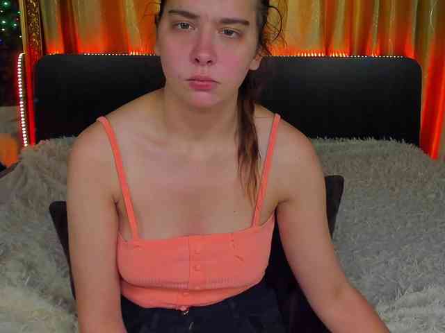 Dominica-Sweety webcam