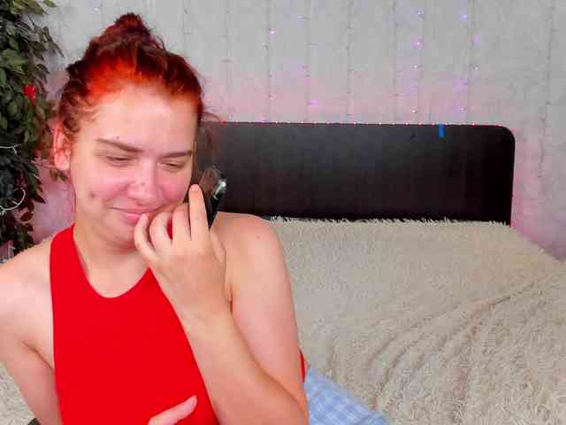 Dominica-Sweety webcam
