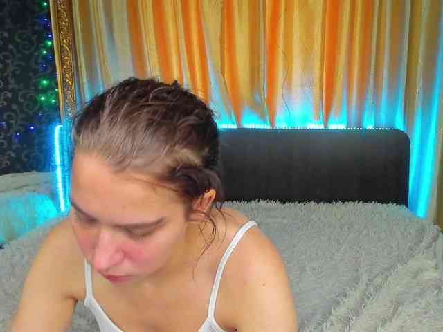 Dominica-Sweety webcam