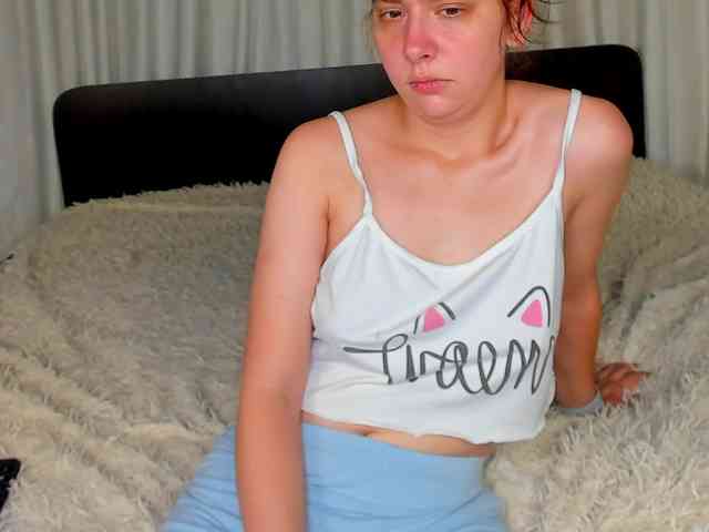 Dominica-Sweety webcam