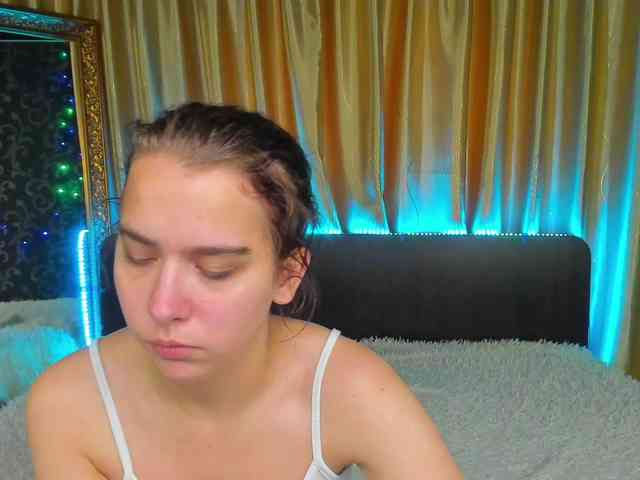 Dominica-Sweety webcam