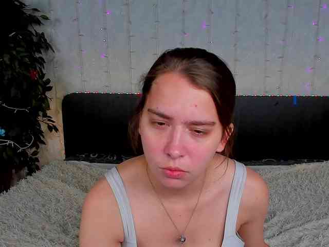 Dominica-Sweety webcam