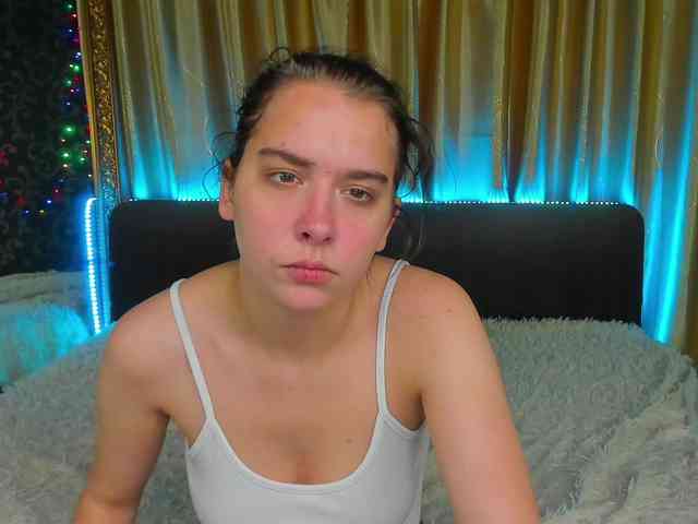Dominica-Sweety webcam