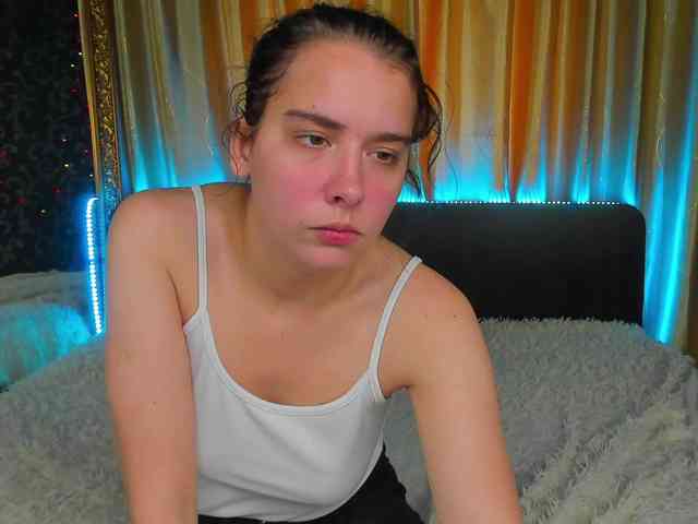Dominica-Sweety webcam