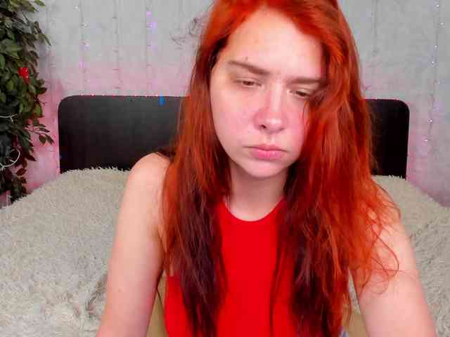 Dominica-Sweety webcam