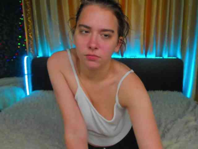 Dominica-Sweety webcam