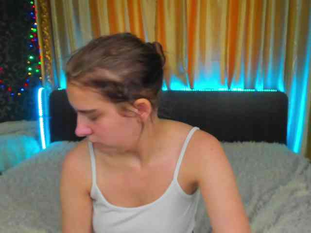 Dominica-Sweety webcam