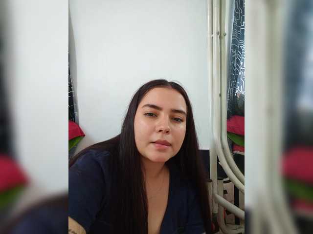 EmaKraus webcam bongacams model stream image